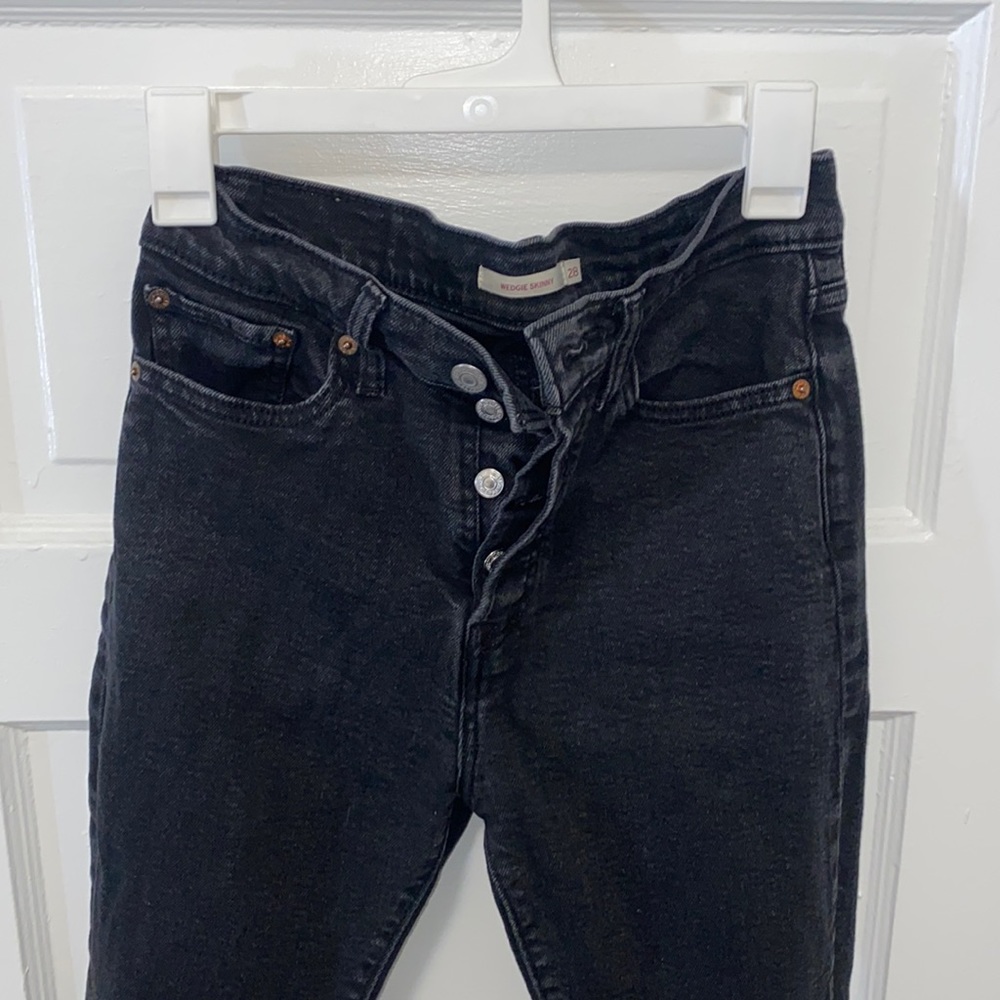 Levi’s Wedgie Skinny Black Denim Jeans, Button Closure, Womens’ Size 28/6